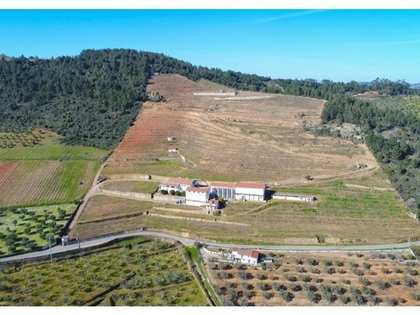 900m² landhaus zum Verkauf in Porto, Portugal