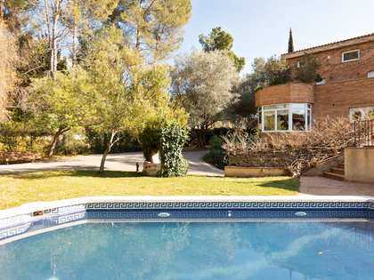 800m² house / villa with 1,650m² garden for sale in Valldoreix