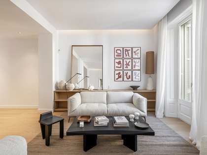 Appartement van 124m² te koop met 20m² terras in Eixample Rechts