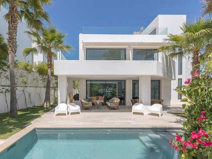 Casa / villa de 415m² en venta en Santa Eulalia, Ibiza