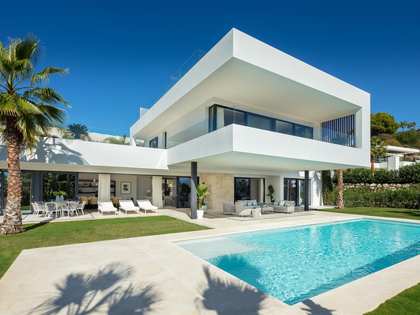 casa / villa di 516m² con 190m² terrazza in vendita a Nueva Andalucía