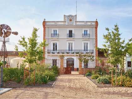768m² country house for sale in Penedès, Barcelona
