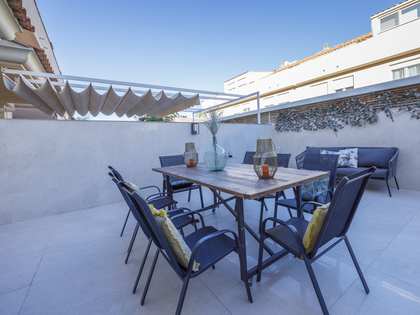 Casa / vila de 175m² with 60m² terraço à venda em Playa Malvarrosa/Cabanyal