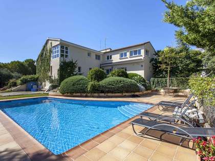 在 D&eacute;nia, Costa Blanca 378m&sup2; 出售 豪宅/别墅