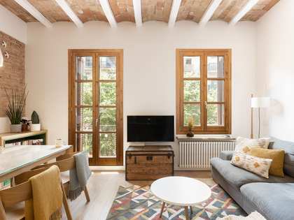 98m² apartment for rent in Sant Antoni, Barcelona
