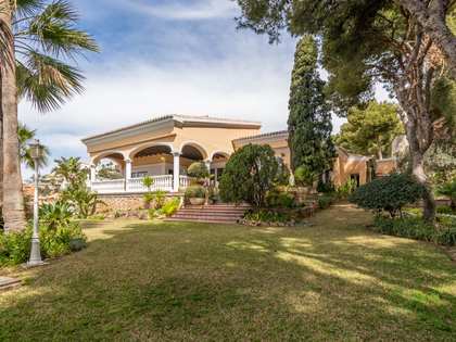 Casa / villa di 631m² in vendita a El Candado, Malaga