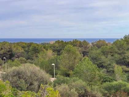 Parcel·la de 1,996m² en venda a Mercadal, Menorca