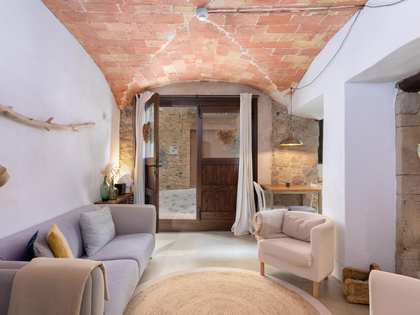 Casa di campagna di 288m² in vendita a Baix Emporda, Girona