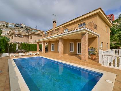 Casa / villa di 445m² in vendita a Cullera, Valencia