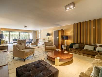 Appartement de 411m² a vendre à Porto avec 37m² de jardin