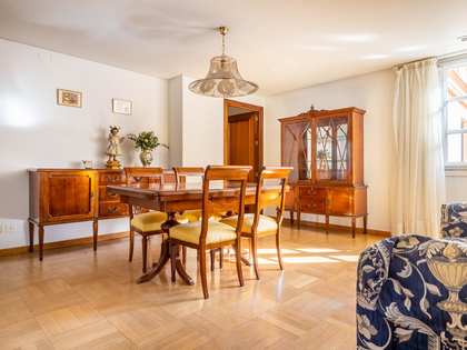 Appartement de 242m² a vendre à Séville, Espagne