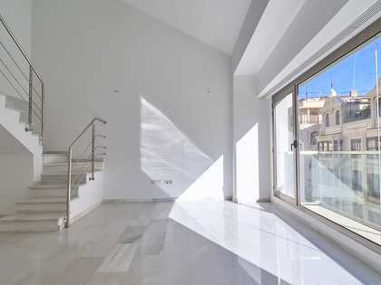 211m² penthouse with 30m² terrace for sale in Sant Francesc
