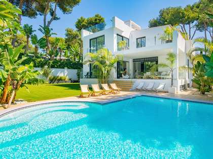 Maison / villa de 475m² a vendre à Los Monteros avec 200m² terrasse