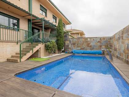 Maison / villa de 300m² a vendre à Boadilla Monte, Madrid