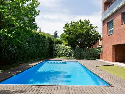 Penthouse van 304m² te koop met 21m² terras in Sant Cugat