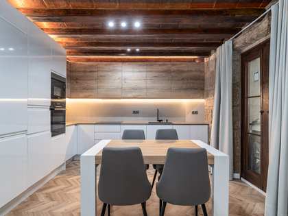 Квартира 115m² на продажу в Готический квартал, Барселона