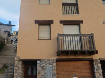 Дом / вилла 138m² на продажу в La Cerdanya, Испания