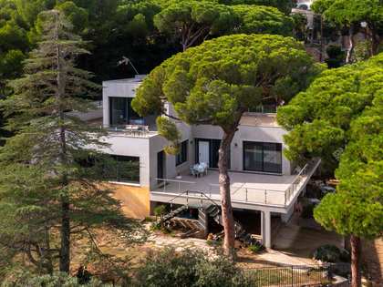 Дом / вилла 572m² на продажу в Премия де Дальт, Барселона