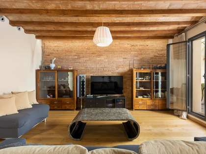 143m² apartment with 40m² terrace for sale in Eixample Left