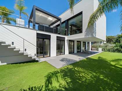 Casa / villa di 533m² in vendita a Urb. de Llevant