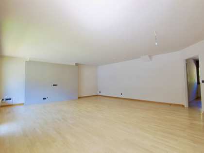 Attico di 263m² in vendita a Escaldes, Andorra