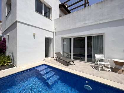 253m² hus/villa med 195m² Trädgård till salu i Sant Pol de Mar