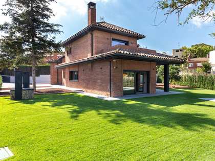 Дом / вилла 396m² на продажу в Вальдорейш, Барселона