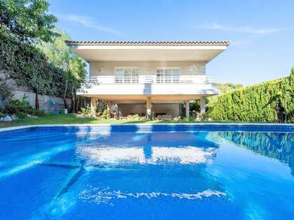 595m² house / villa for sale in Urb. de Llevant, Tarragona