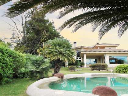 Дом / вилла 717m² на продажу в Tarragona City, Таррагона