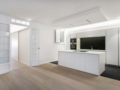 189m&sup2; Apartment for sale in Eixample Right, Barcelona