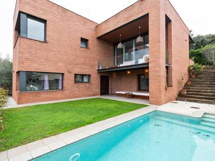 Maison / villa de 393m² a vendre à La Floresta avec 407m² de jardin
