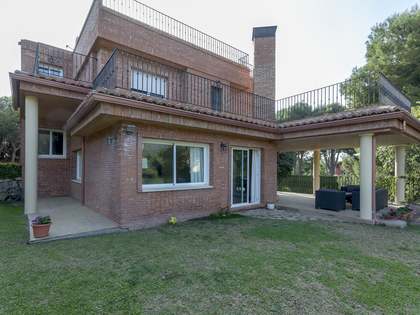 Casa / vil·la de 308m² en lloguer a Los Monasterios