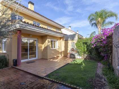 Villa van 296m² te huur in Godella / Rocafort, Valencia