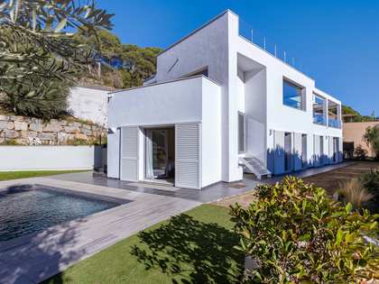 дом / вилла 300m² на продажу в Премия де Дальт, Барселона