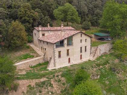 972m² herrgård till salu i La Garrotxa, Girona