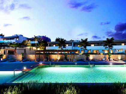 211m² hus/villa med 101m² Trädgård till salu i Alicante ciudad