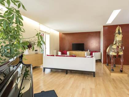 Appartement van 250m&sup2; te huur met 20m&sup2; terras in Pedralbes