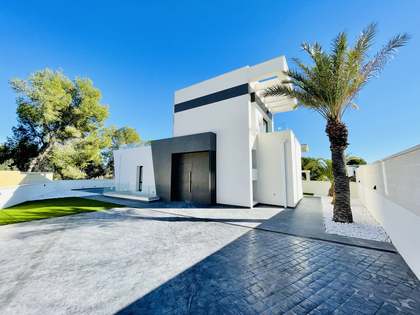 Casa / vil·la de 332m² en venda a Finestrat, Alicante