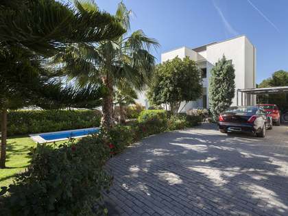 Casa / vil·la de 309m² en venda a Alfinach, València