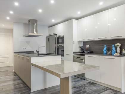 416m² apartment with 15m² terrace for sale in Sant Francesc