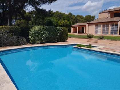 Maison / villa de 1,140m² a vendre à El Bosque / Chiva avec 100m² terrasse