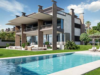 Casa / villa di 1,028m² in vendita a Nueva Andalucía