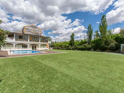 700m² hus/villa till salu i Aravaca, Madrid