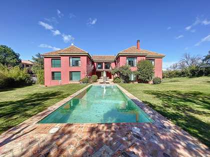 Casa / villa di 943m² in vendita a Cuidalcampo, Madrid