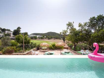 Huis / villa van 442m² te koop in Santa Eulalia, Ibiza