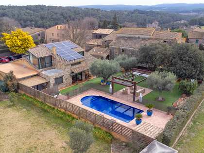 Casa / villa de 300m² en venta en Alt Empordà, Girona
