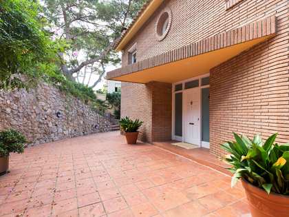 Casa / villa de 416m² en venta en Bellamar, Barcelona