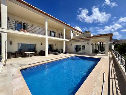 701m² haus / villa mit 244m² terrasse zum Verkauf in Altea Town