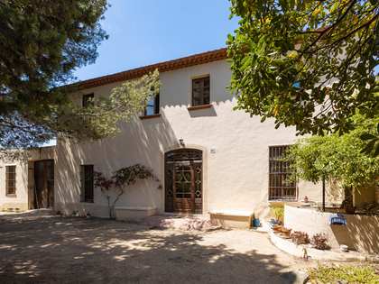 325m² country house for sale in Teià, Barcelona