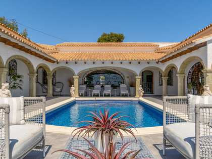 884m² house / villa for sale in Moraira, Costa Blanca